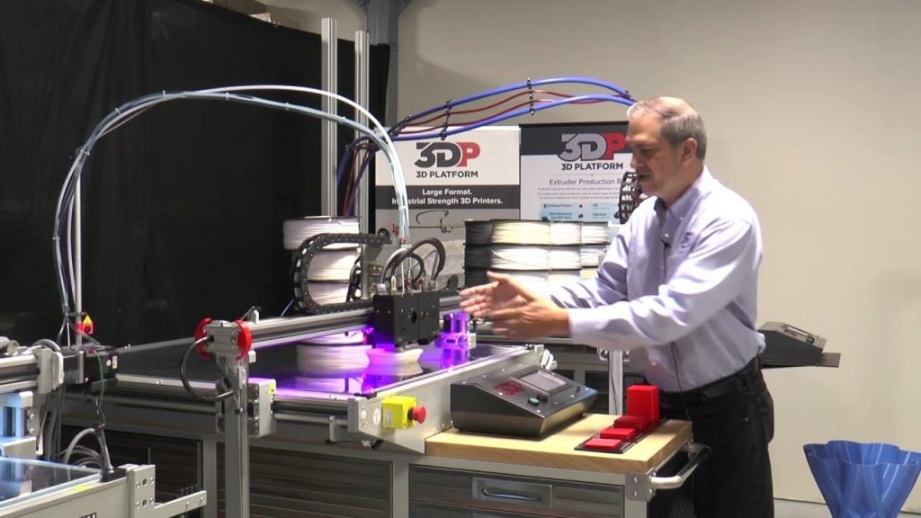 man using a 3dp large 3d printer