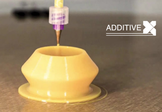 Lynxter printer producing a silicone part