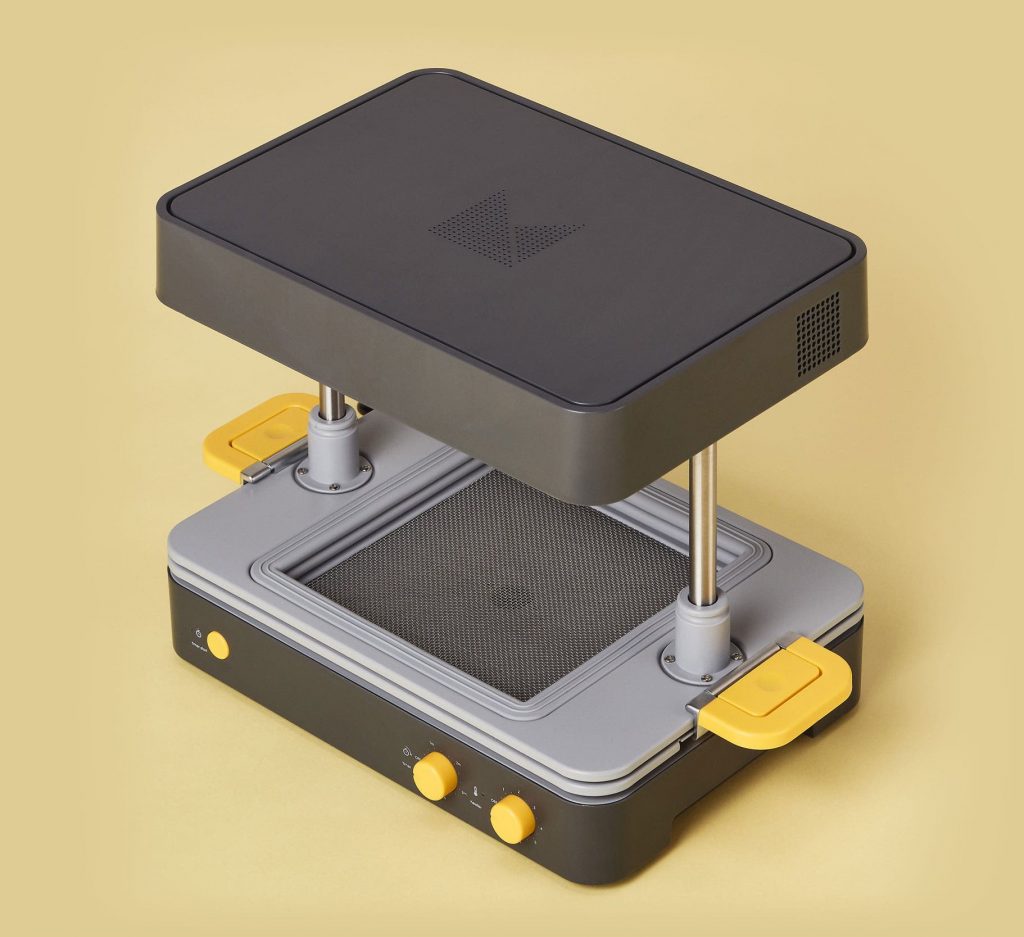 a mayku formbox machine