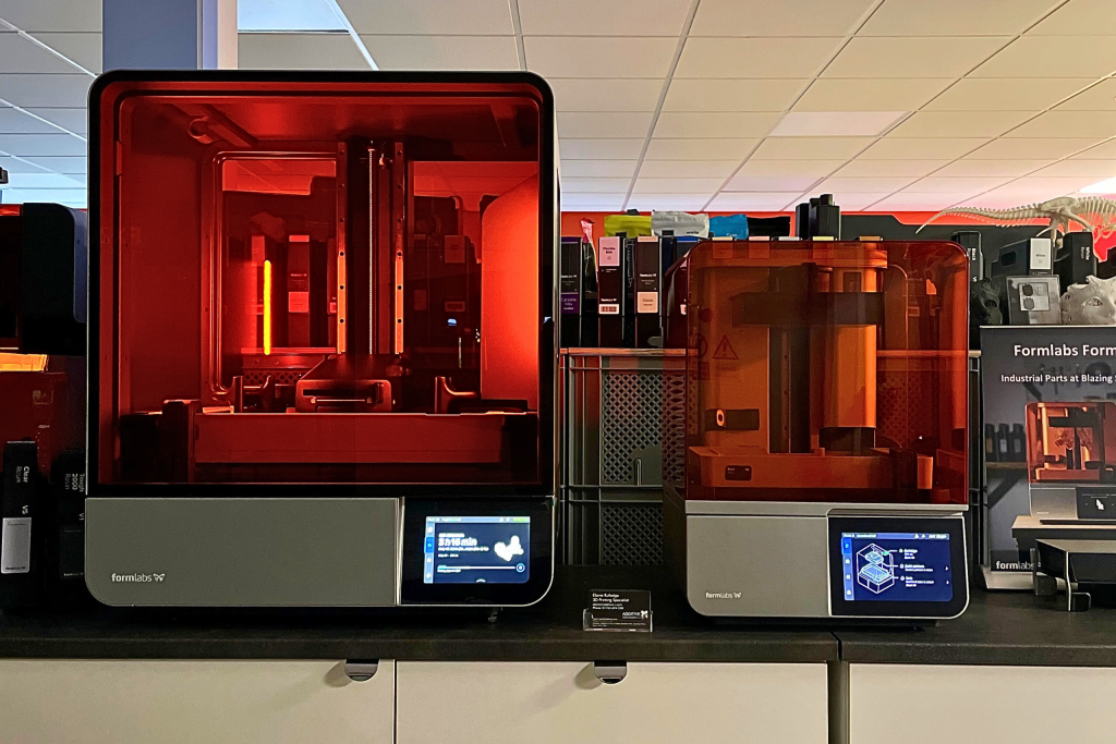 Formlabs Form 4 and Form 4L 3D printer