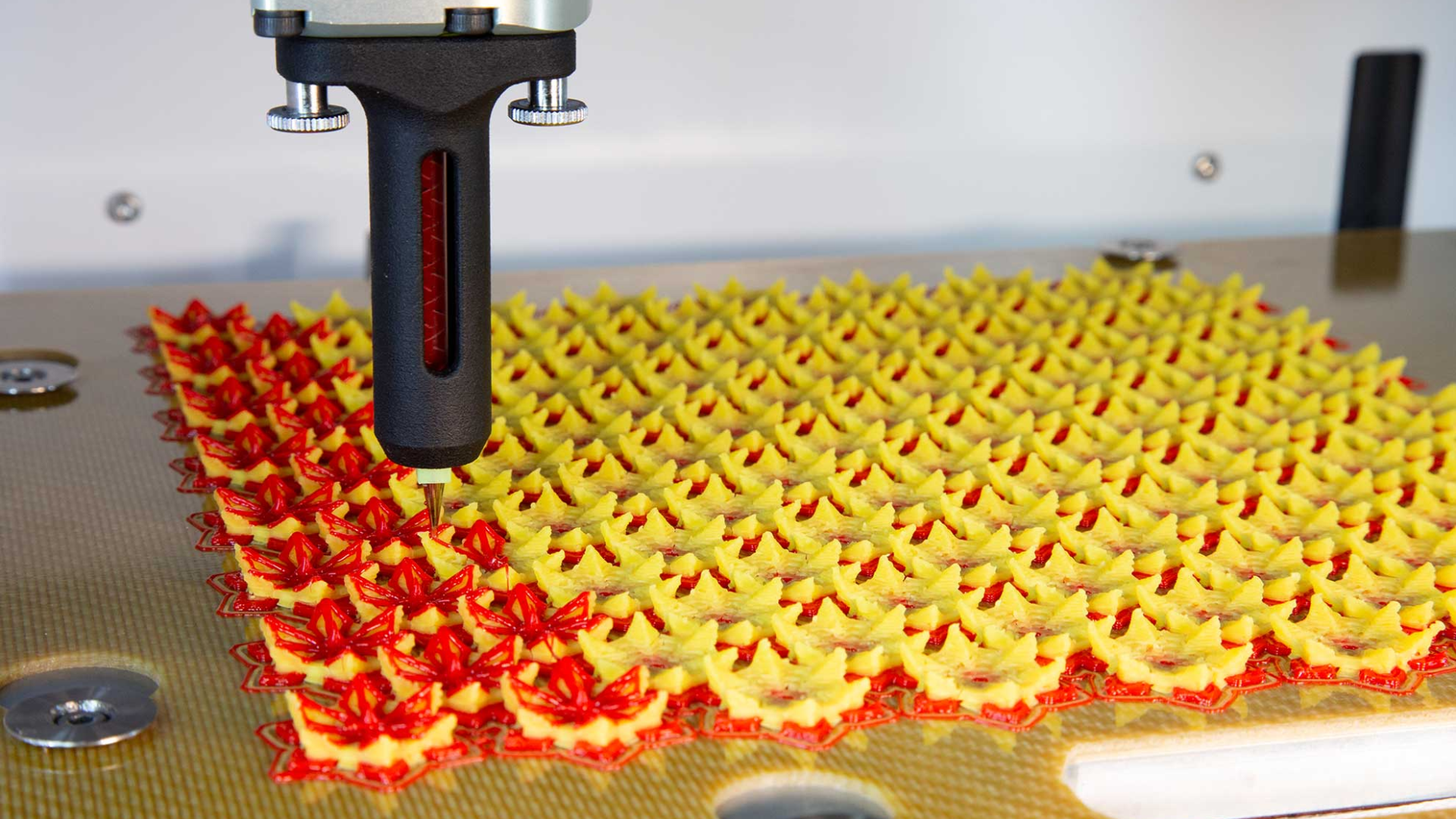 Lynxter Printing a bag design